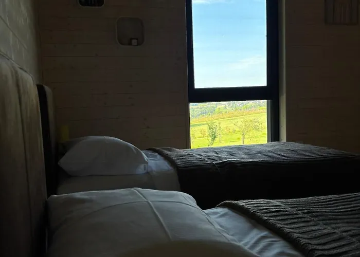 Odpocznijmy - Dom Caloroczny Z Balia Na Kaszubach Sianowo