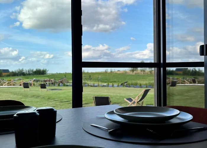 Odpocznijmy - Dom Caloroczny Z Balia Na Kaszubach Sianowo